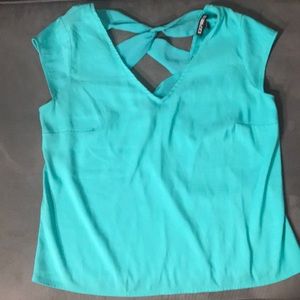Express crop cross back top